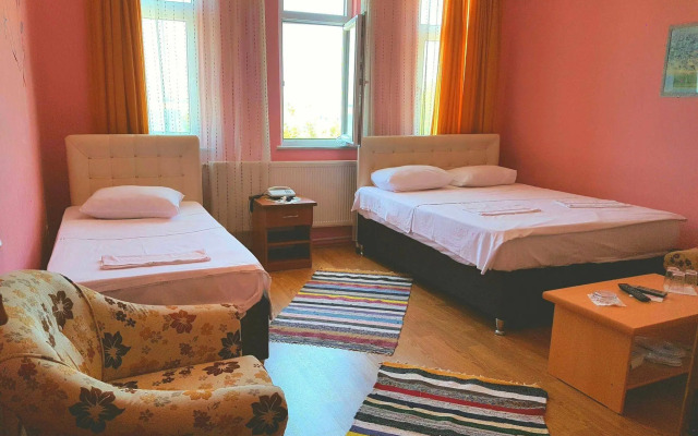 Yali Otel