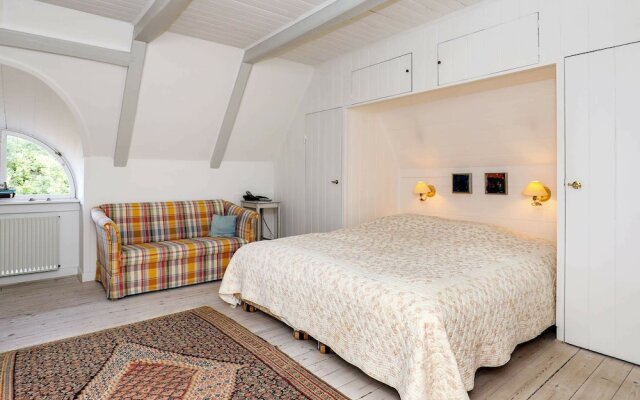 Rustic Holiday Home in Hovedstaden With Whirlpool