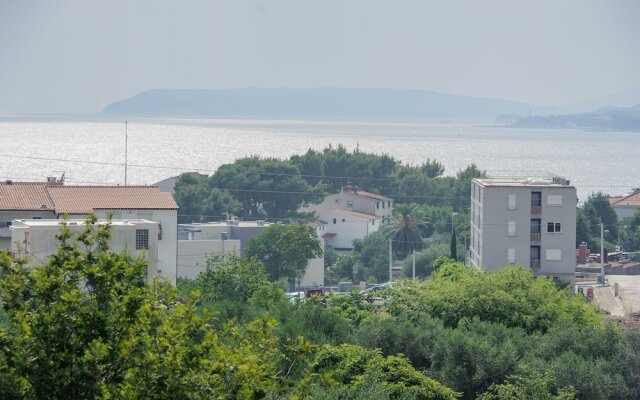 S1-spacious Studio With the sea View & use of Pool