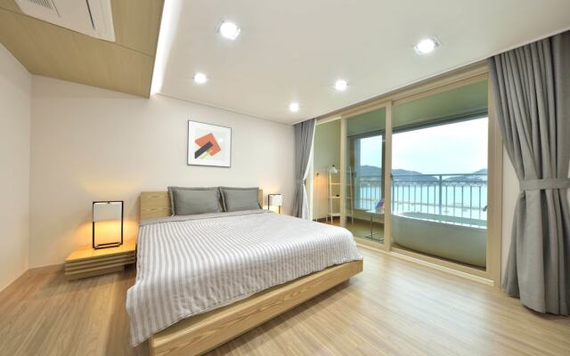 Geoje Jisefo Family Residence