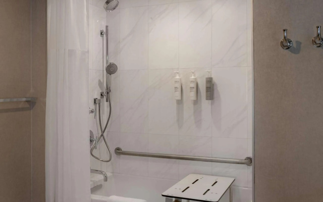 Hampton Inn by Hilton Winnipeg Downtown