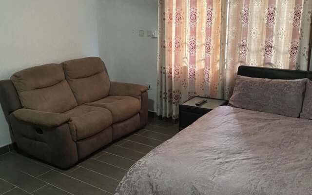 Cosy 3 Bedroom Holiday Apartment for Rent