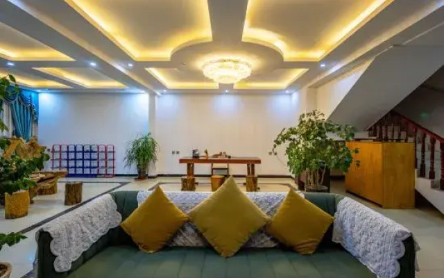 Dali Shuanglang Junxuan Haiju Baizu Homestay