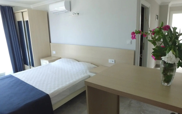 M2 Otel