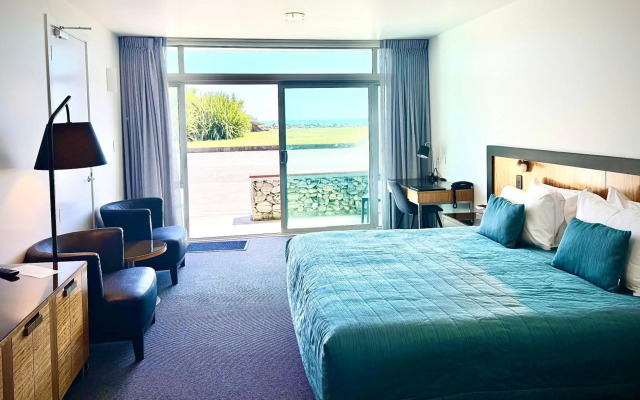 Beachfront Hotel