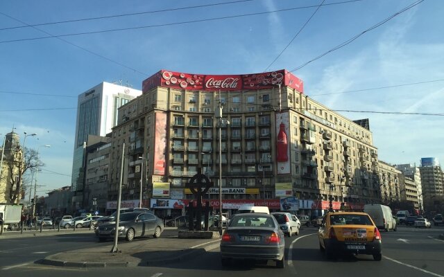 Metropole Apartments Romana Square