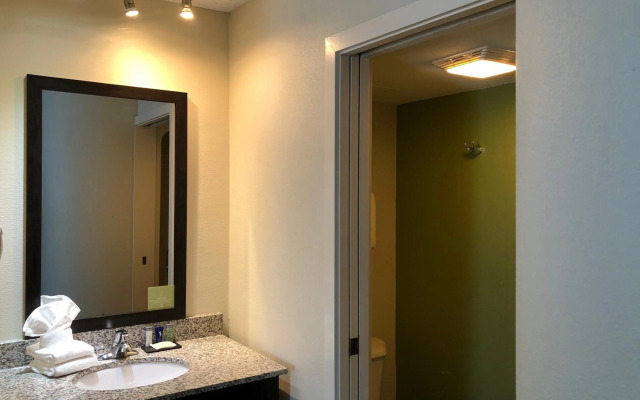 Sleep Inn & Suites Roseburg North Near Medical Center