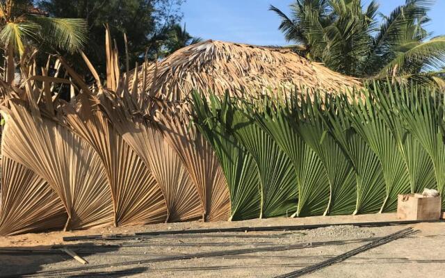 Royal Beach Arugambay