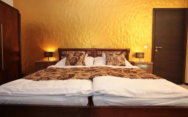 Parliament Penthouse Boutique B&B