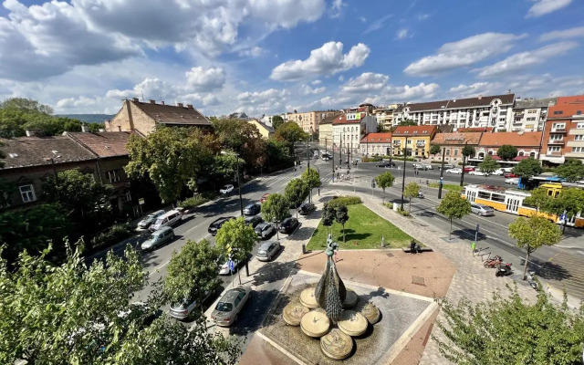 Krisztina Apartments