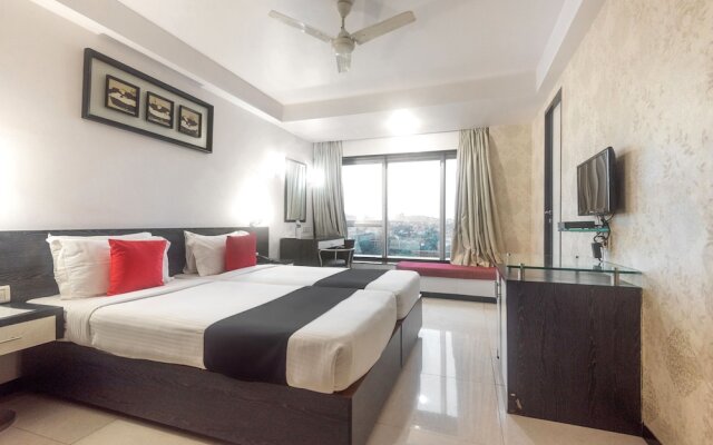 Capital O 45497 Savoy Suites