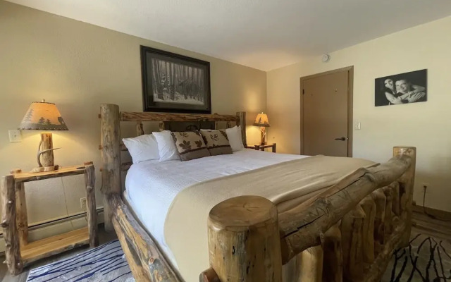 Longbranch by Pinnacle Lodging