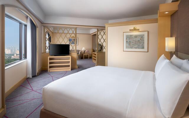 Crowne Plaza Bangkok Lumpini Park by IHG