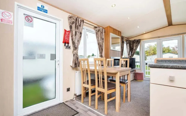 3 Bedroom Static Caravan-seton Sands
