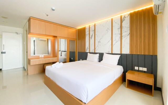 Cozy Living Studio (No Kitchen) At Sentraland Semarang Apartment