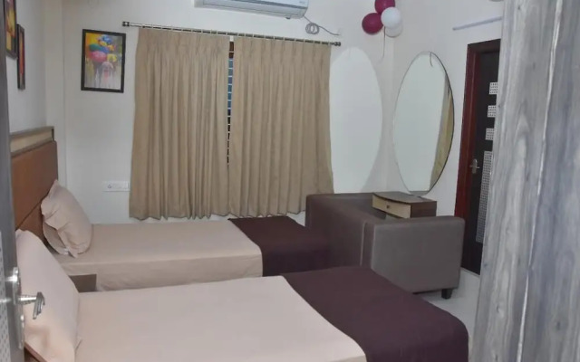 Hotel SK7 SERVICE APARTMENTS