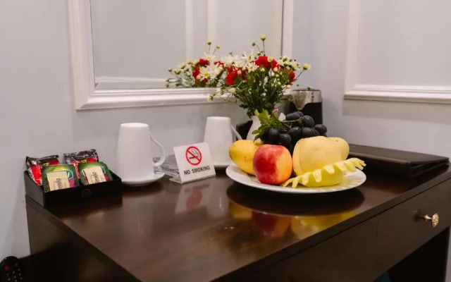 Hồng Vận Hotel