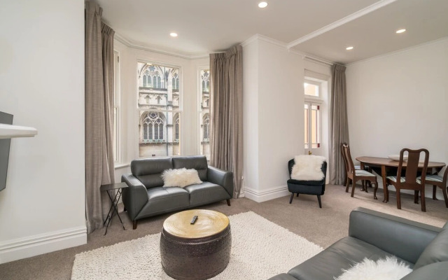 Inner City Elegance on Stuart Street