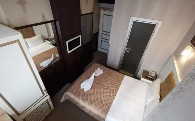 Cuento Hotel
