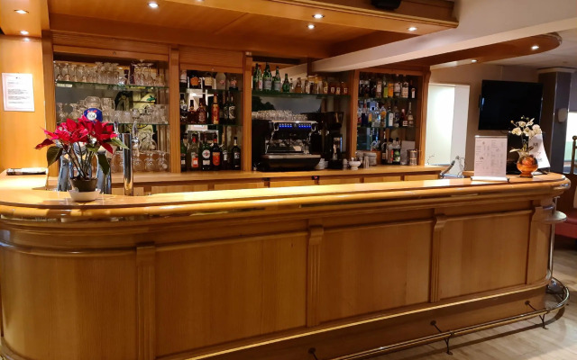 Geographotel Paris - Roissy CDG Airport