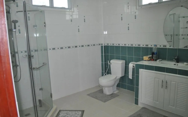 Tropical Hill by Melody Hua-Hin