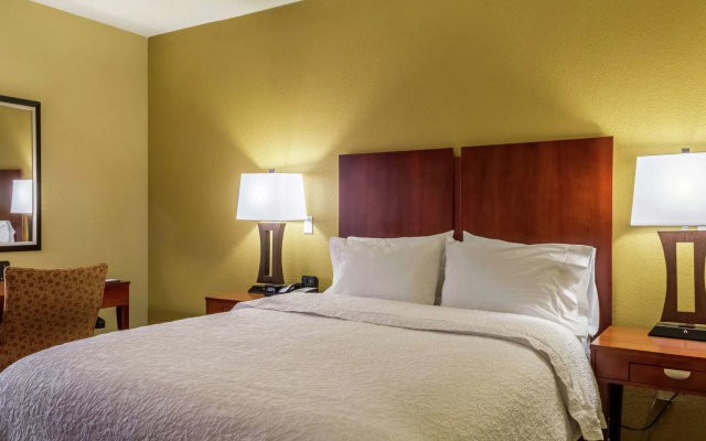 Hampton Inn Clinton