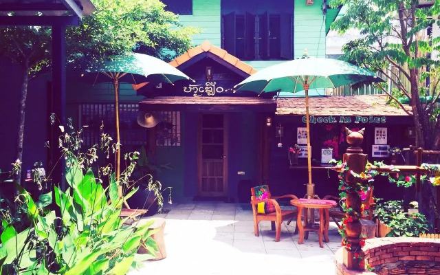 Green House Backpacker