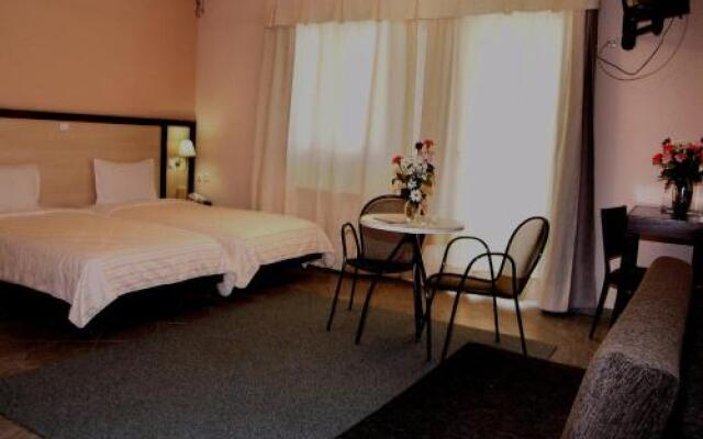 Batselas Traditional Hotel