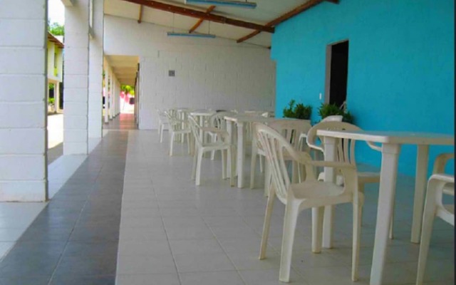Cabaña Vacacional En Coveñas Con Piscina