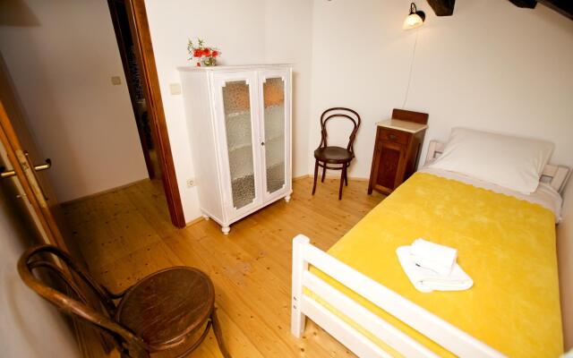 Holiday house Masa - with pool: Milna (Brac), Island Brac