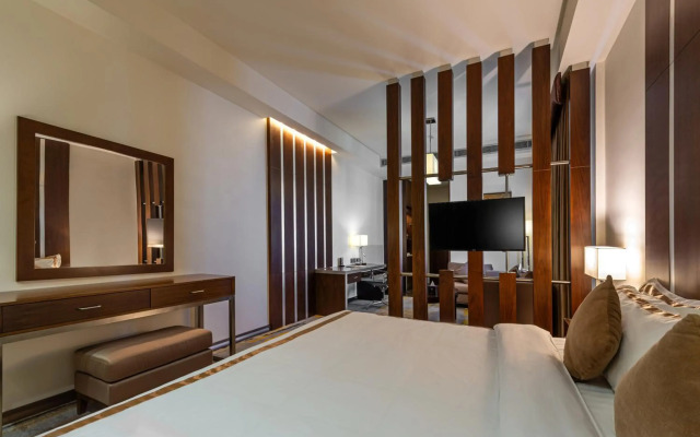 Sulaf Luxury Hotel