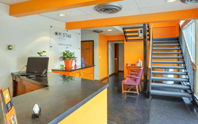 M Star North Canton - Hall of Fame