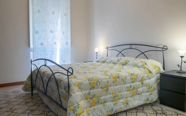 Roma - Via la Spezia 70