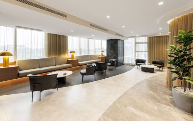 Meriton Suites George Street, Parramatta