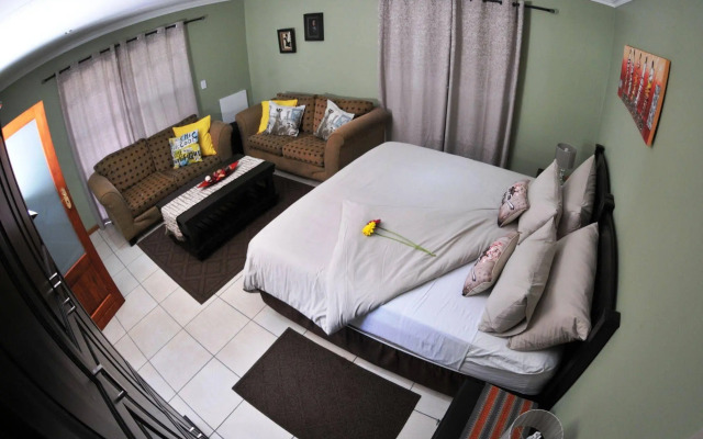 Summer Garden Guest House and Self Catering Apartments