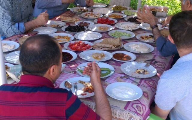 Karadut Pansiyon Nemrut