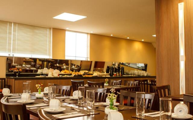 Ville de Montagne Hotel