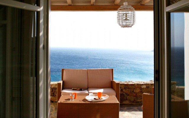 Amazing view Mykonian Villa with 5 bedrooms and pool