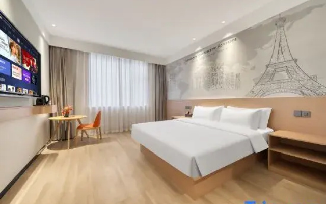 Zhishang Hotel (Caifu Center Lin'an Square Subway Station Branch)