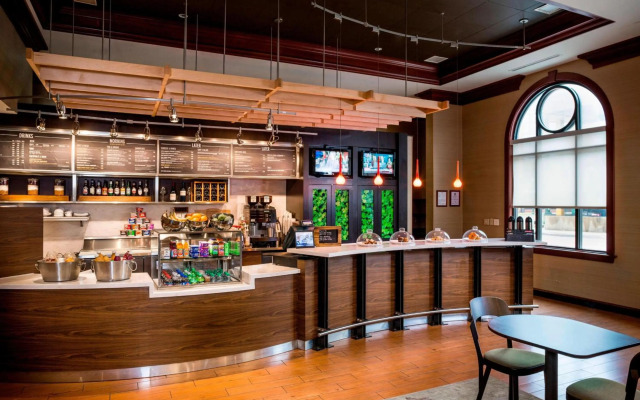 Courtyard by Marriott Norfolk Downtown