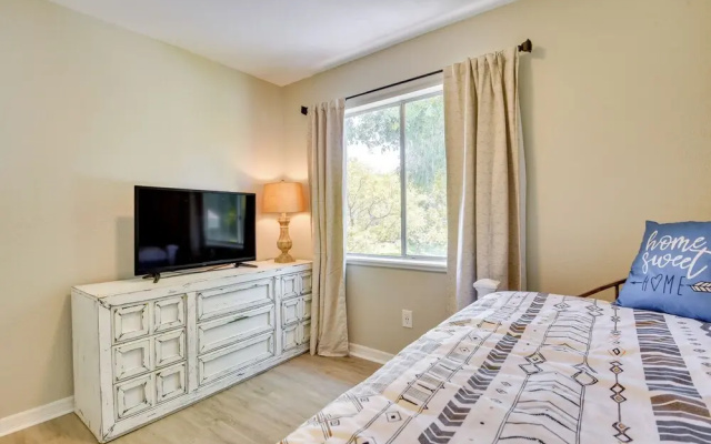 Walk to Marina: Home w/ Pool in Palmetto