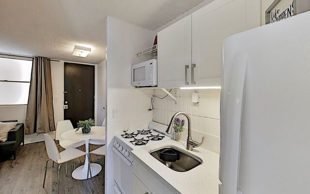 Kalakauan 511 1 Bedroom Condo by Redawning