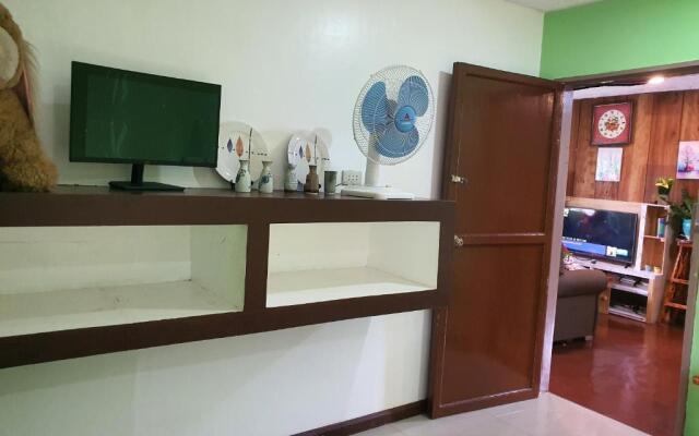 Adelle's Transient, spacious 3-bedroom homestay