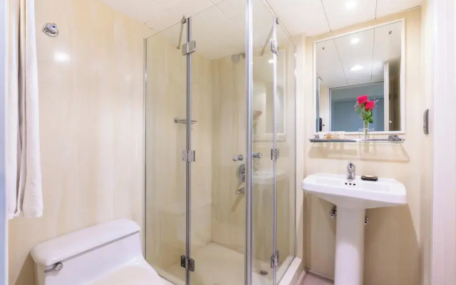 Golden Sands 10 Hotel Apartments