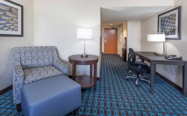 Super 8 by Wyndham Houston/Willowbrook/Hwy 249