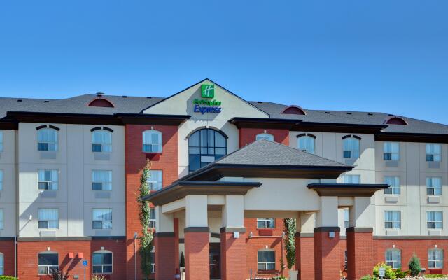 Holiday Inn Express & Suites Sherwood Park-Edmonton Area, an IHG Hotel