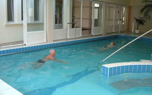 Aqua Blue Hotel