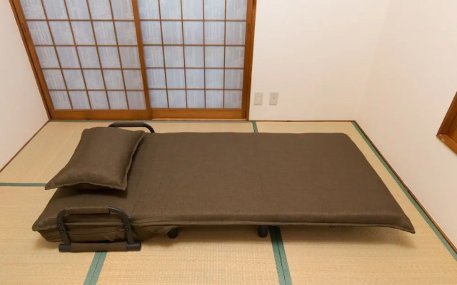 South Window Onna-son