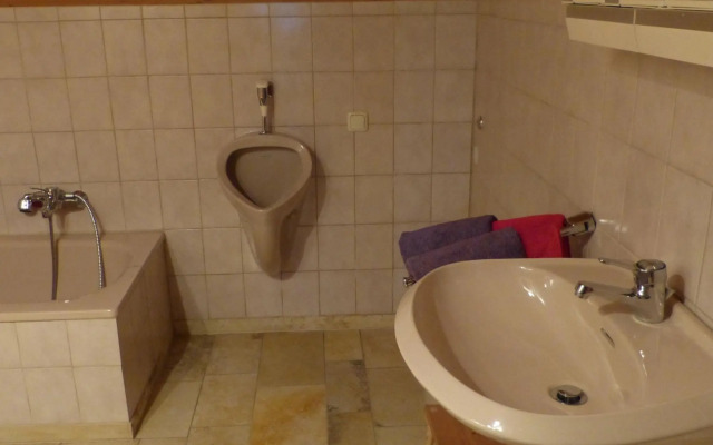 Wohnung in Zenting mit Garten