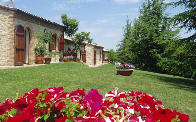 Apartment in Residence La Ginestra in Montelparo